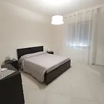 Royal View Apartman Cefalù