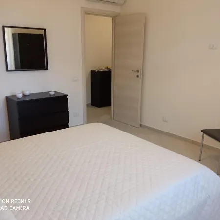 Royal View Apartment *